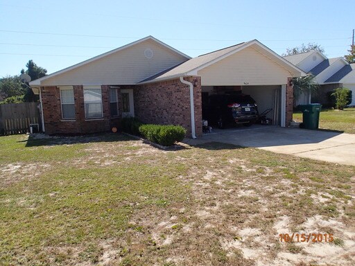 Foto principal - Great 3 Bedroom Home in Navarre