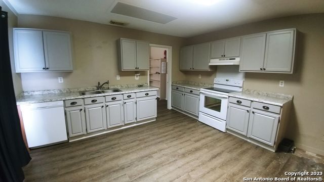 Foto del edificio - 719 Meadow Forge