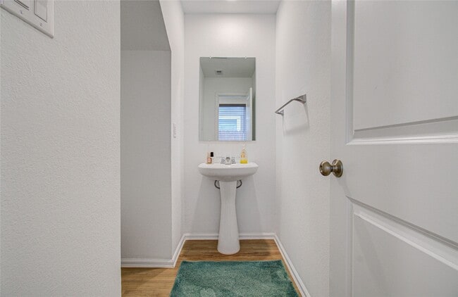 Building Photo - 21575 Carosella Dr