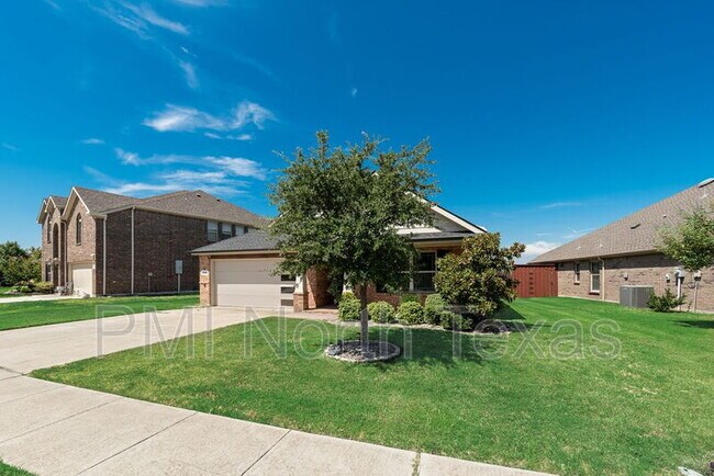 Foto del edificio - 12009 Fairbanks Ct