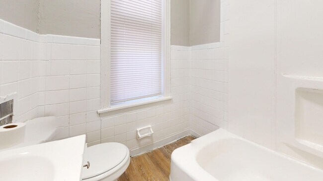Building Photo - A cozy and updated 3-bedroom Philly home.