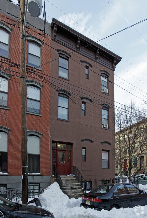 Building Photo - 289 Barrow St