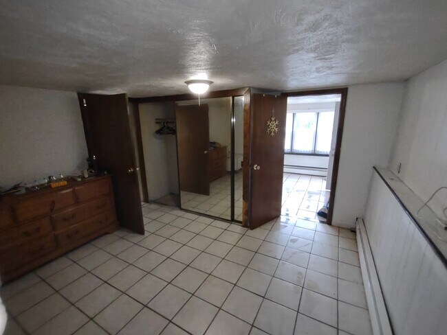 Foto del edificio - 524 Atwood Ave
