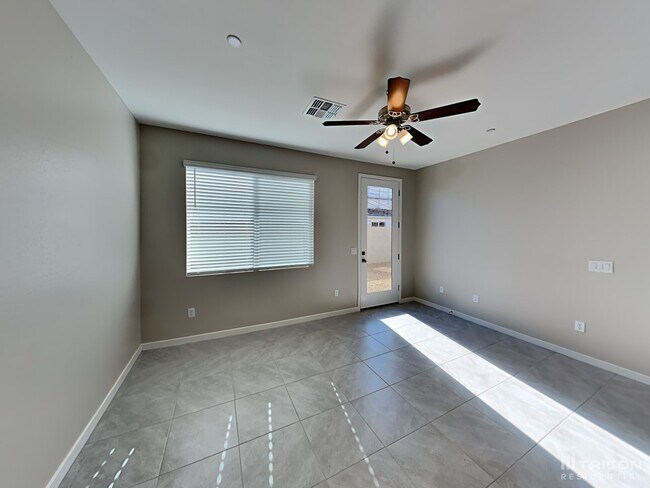 Building Photo - 4549 E Granada St Mesa AZ