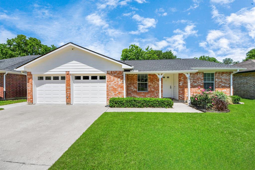 Foto principal - 3845 Jasmine Dr