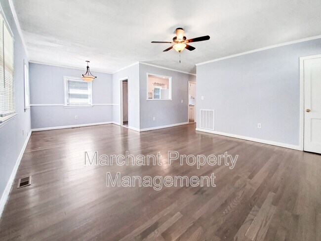 Foto del edificio - 25 Collinson Rd