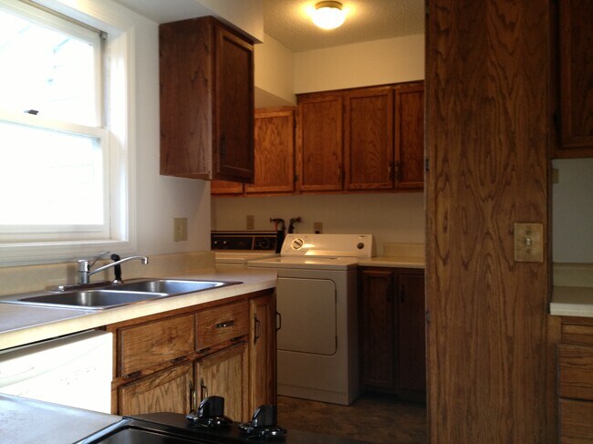 Foto del edificio - 42 Valley Ridge Rd