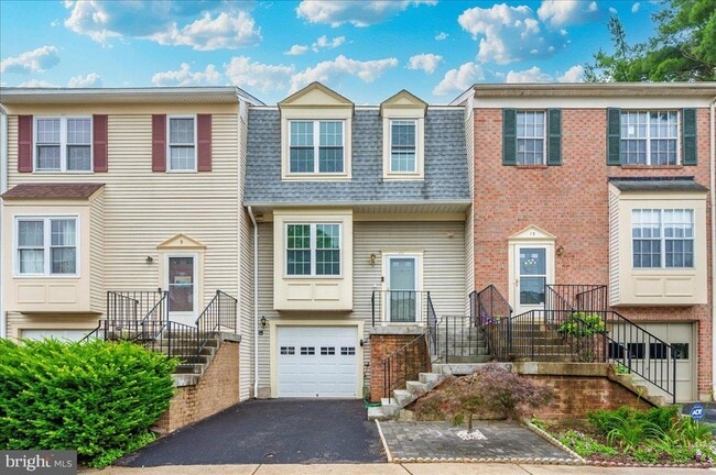 Photo - 11 Lazy Hollow Way Townhome