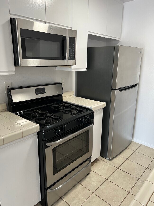 Foto del edificio - 3861 Vinton Ave