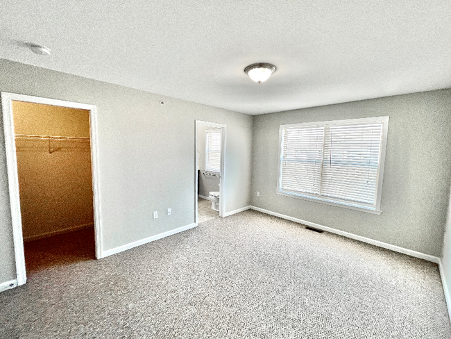 Building Photo - 123 High Pointe Dr