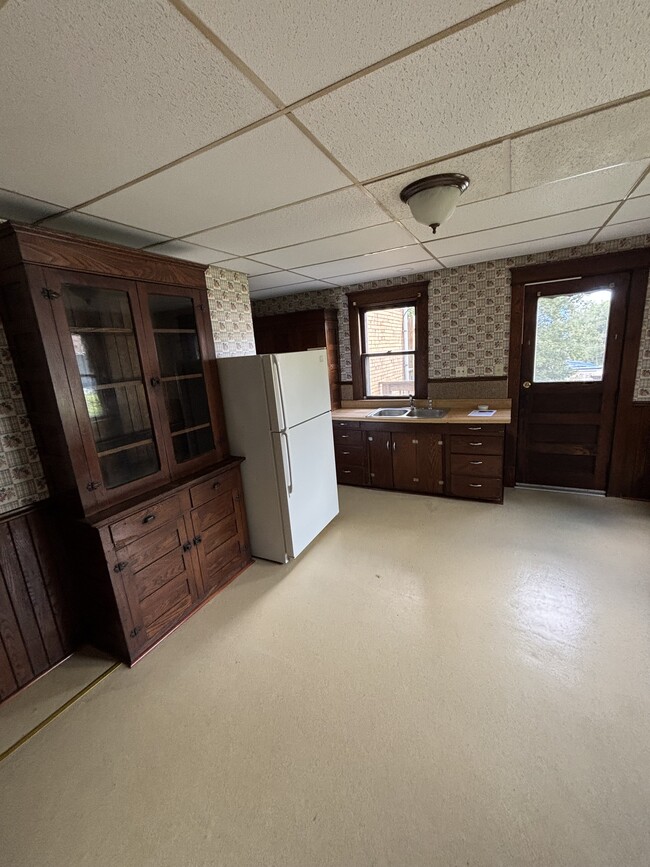 Building Photo - 636 Cullum St