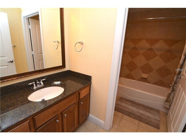 Foto del edificio - 7609 HERITAGE CROSSING WAY, #302
