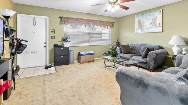 Foto del edificio - 2031 Dewey St