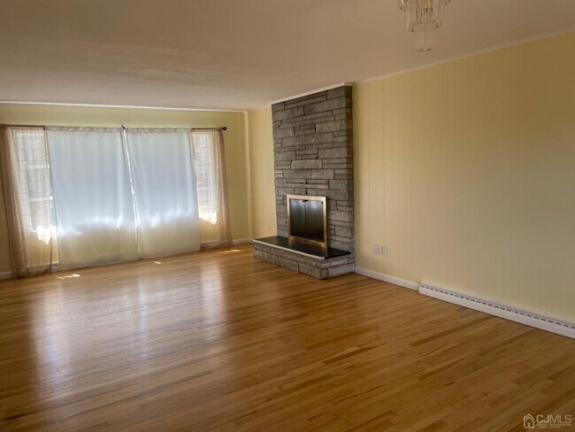 Foto del edificio - 242 Grandview Ave
