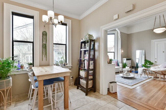 Foto del edificio - 1418 Cottage St