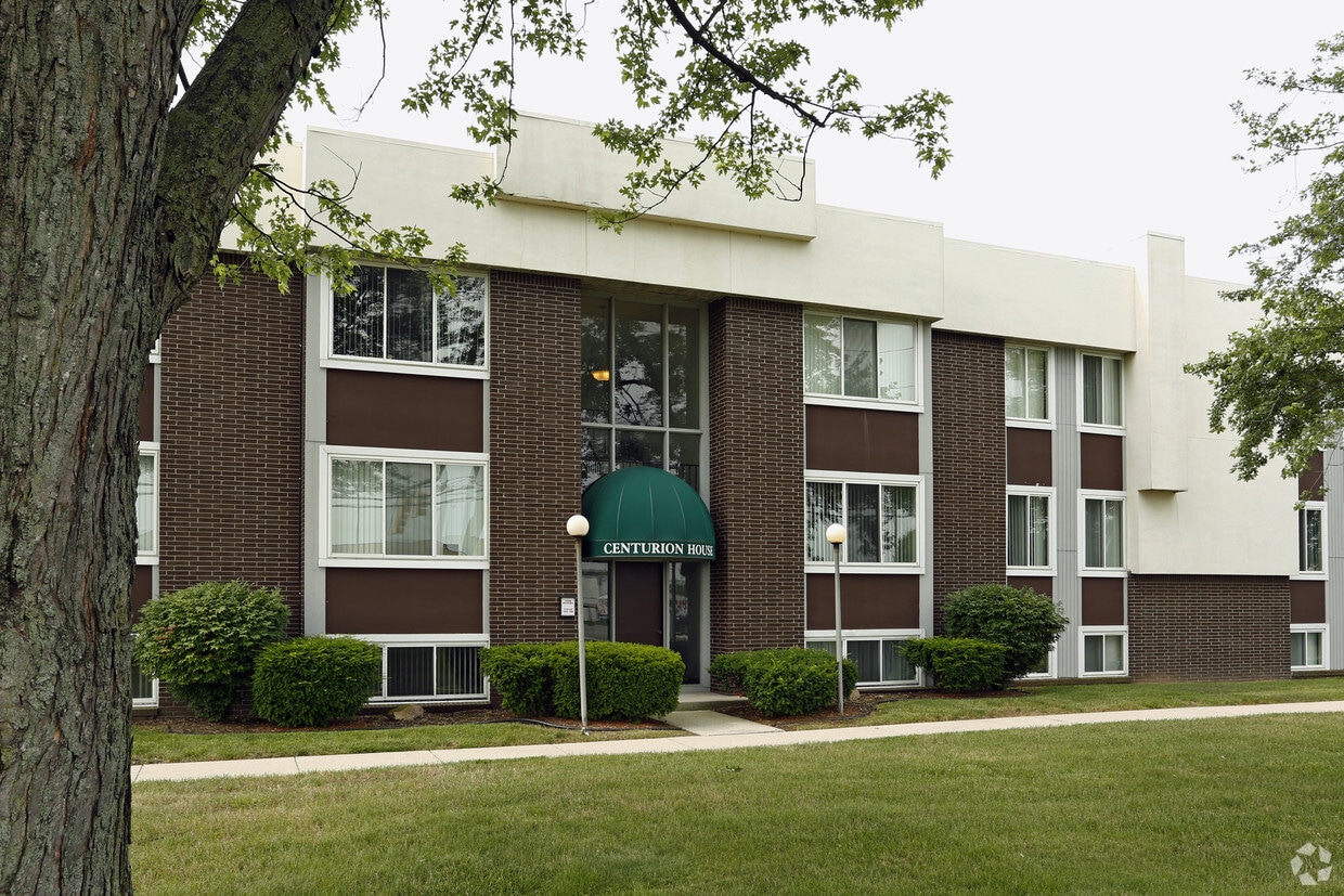 Primary Photo - Centurion House Apartments