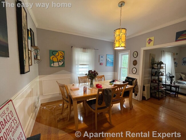 Building Photo - Medford 2 BR - Laundry in unit