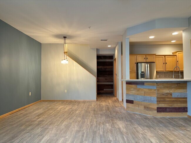 Building Photo - 8263 Starr Grass Dr