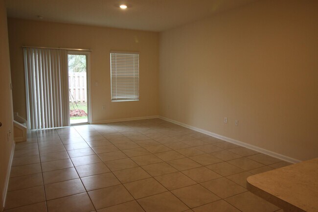 Building Photo - 7695 Legacy Trl