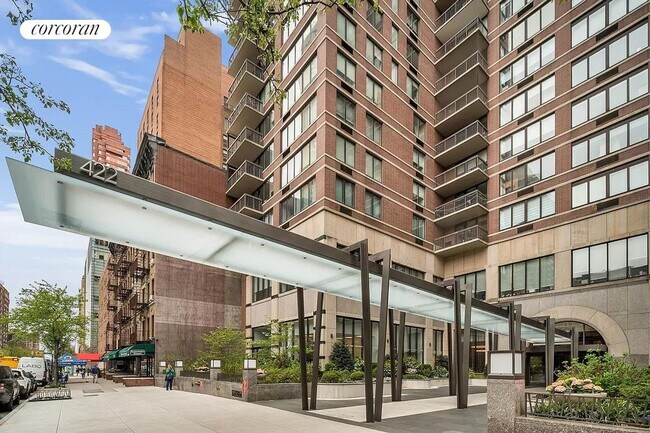 Foto del edificio - 422 E 72nd St
