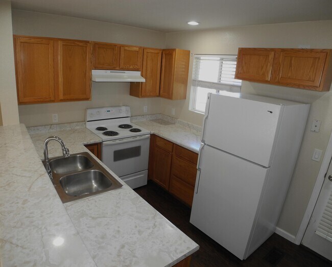Building Photo - 3149 Bridgewater Dr