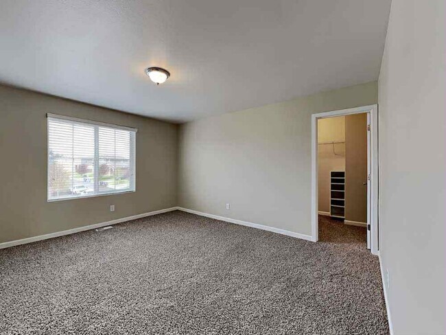 Foto del edificio - 19431 21st Ave Ct E