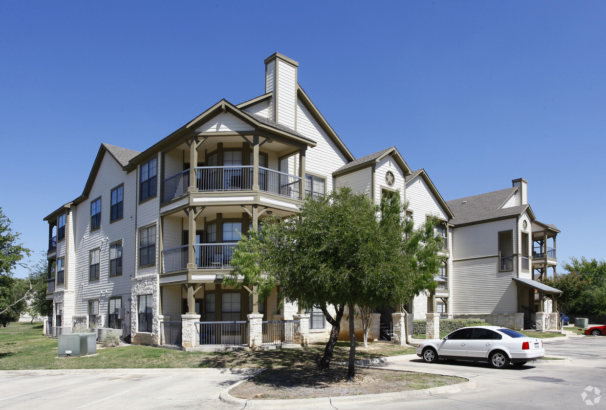 Primary Photo - White Rock Apartment Homes