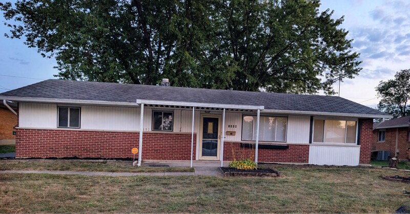 Building Photo - 1668 Scenic Dr