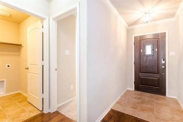 Building Photo - 9100 Wild Rose Ln