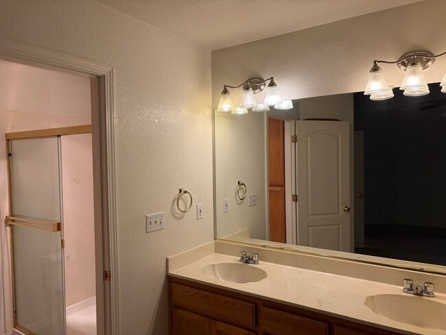 Foto del edificio - 1795 Brookside Dr