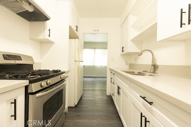 Building Photo - 4047 Irving Pl