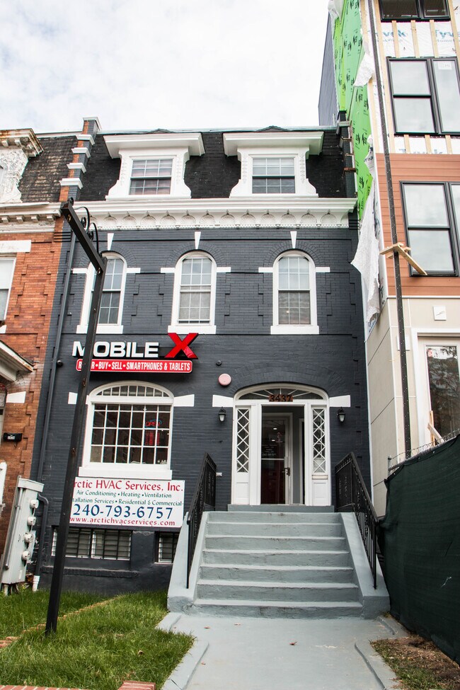 Building Photo - 3437 14th St NW