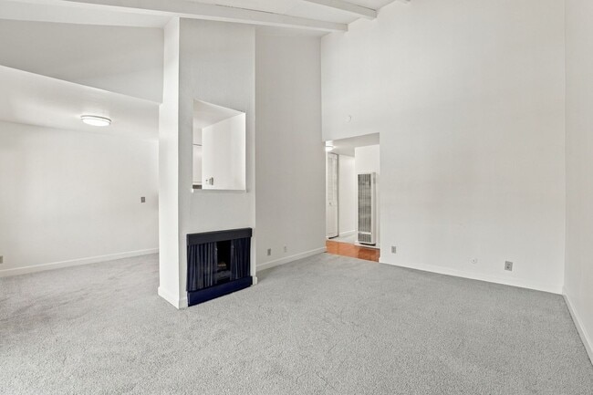 Building Photo - 1241 Homestead Ave