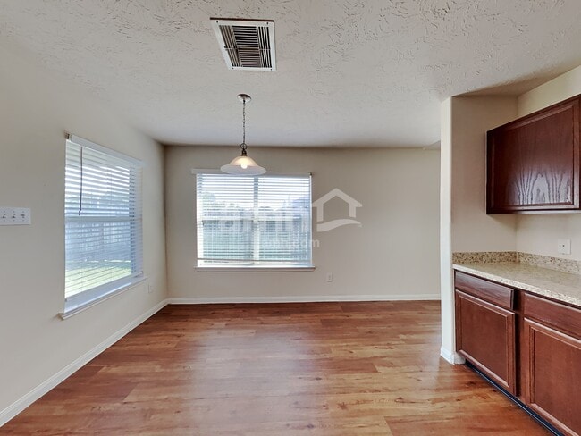Foto del edificio - 3947 Hawthorn Glen Ct