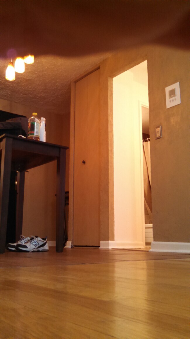 123 S Adelaide Ave Unit 5M, Highland Park, NJ 08904 Condo for Rent in