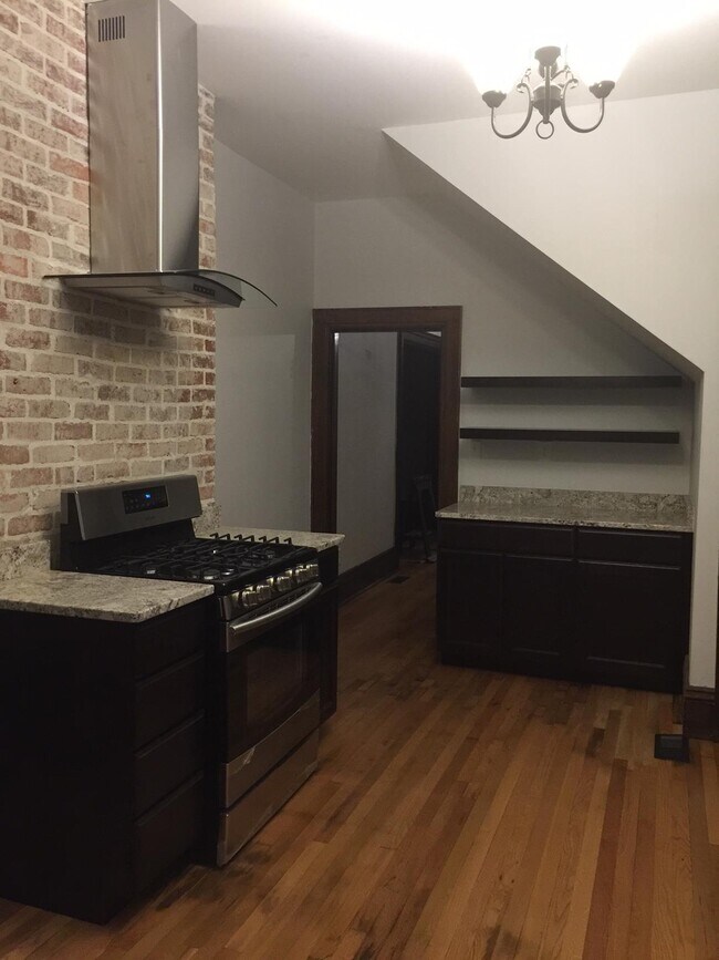 1589 Lee St E Unit First Floor A, Charleston, WV 25311 1589 Lee St E