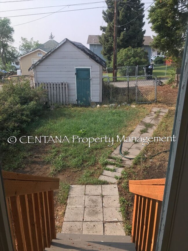 Building Photo - Adorable 2 bedroom cottage just below MT T...
