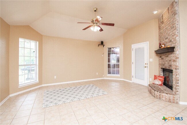 Building Photo - 4310 Boots Dr