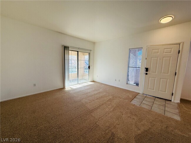 Foto del edificio - 352 Pine Haven St