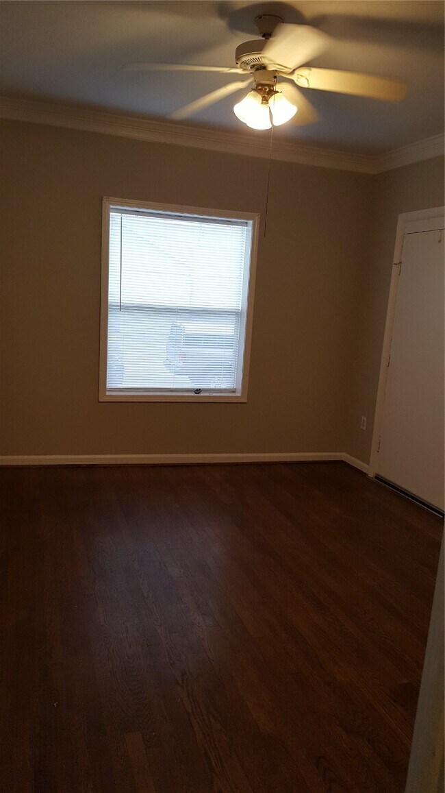 Foto del edificio - 5011 Lindsay St