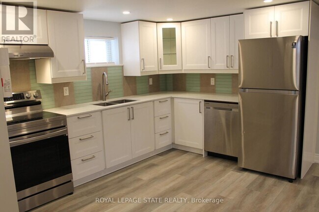 Photo du bâtiment - 191 E 25th St