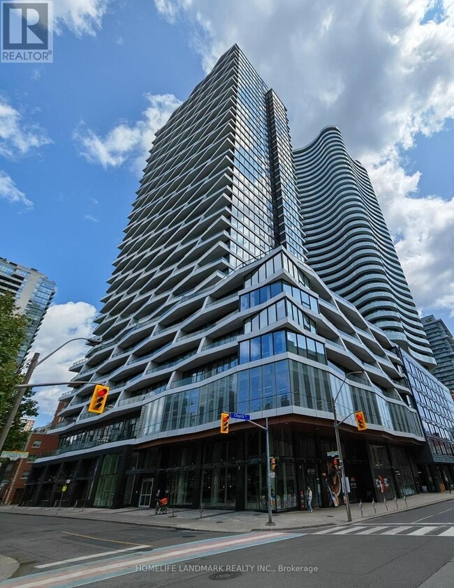 Building Photo - 85 Wood St