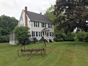 Building Photo - 393 West St