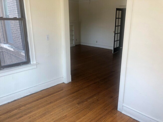 Foto del edificio - 4139 S Michigan Ave