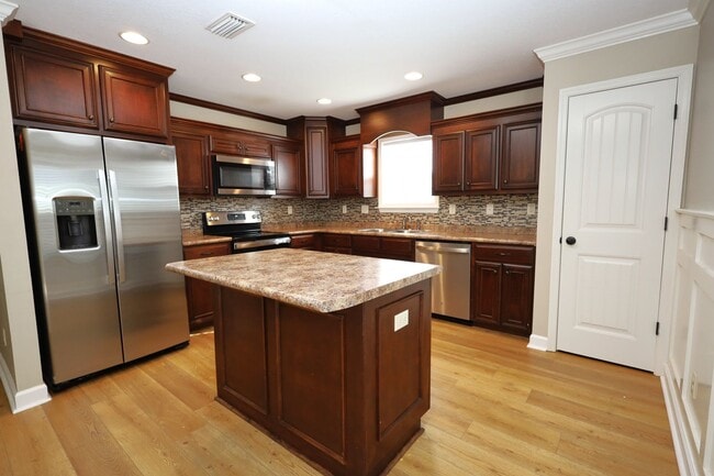 Foto del edificio - 4161 Willow Round Rd