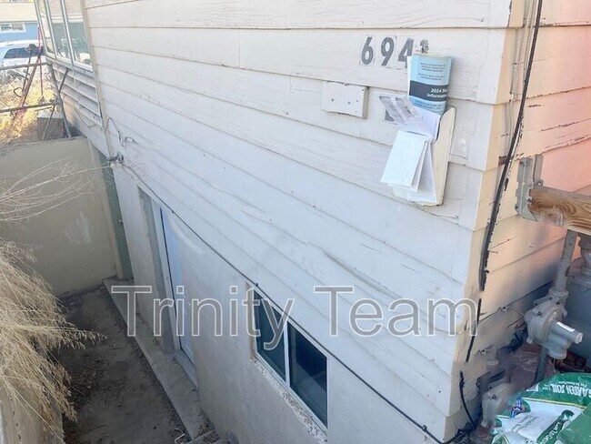 Building Photo - 6941 E 75th Ave