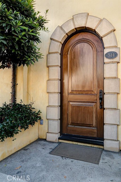 Foto del edificio - 514 Manhattan Beach Blvd