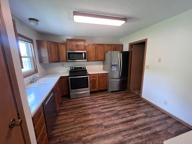 Foto del edificio - 3 Bedroom Home