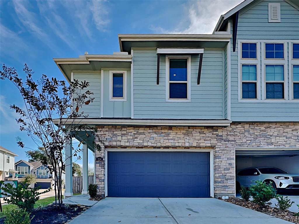 Foto principal - 214 Fulton Station Dr