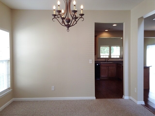 Building Photo - 1039 Canopy Dr